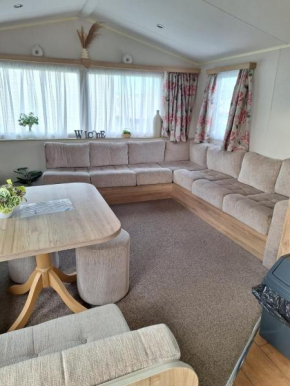 North Shore Skegness, 3 Bedroom 2 Bathroom Sleeps 8